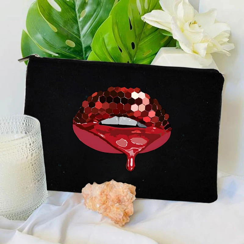 Mini Makeup Bag Women Red Lips Bite The Bullet Print Clutch Evening Bag Female Red Lip Fashion Lady Party Lipstick Cosmetic Bags