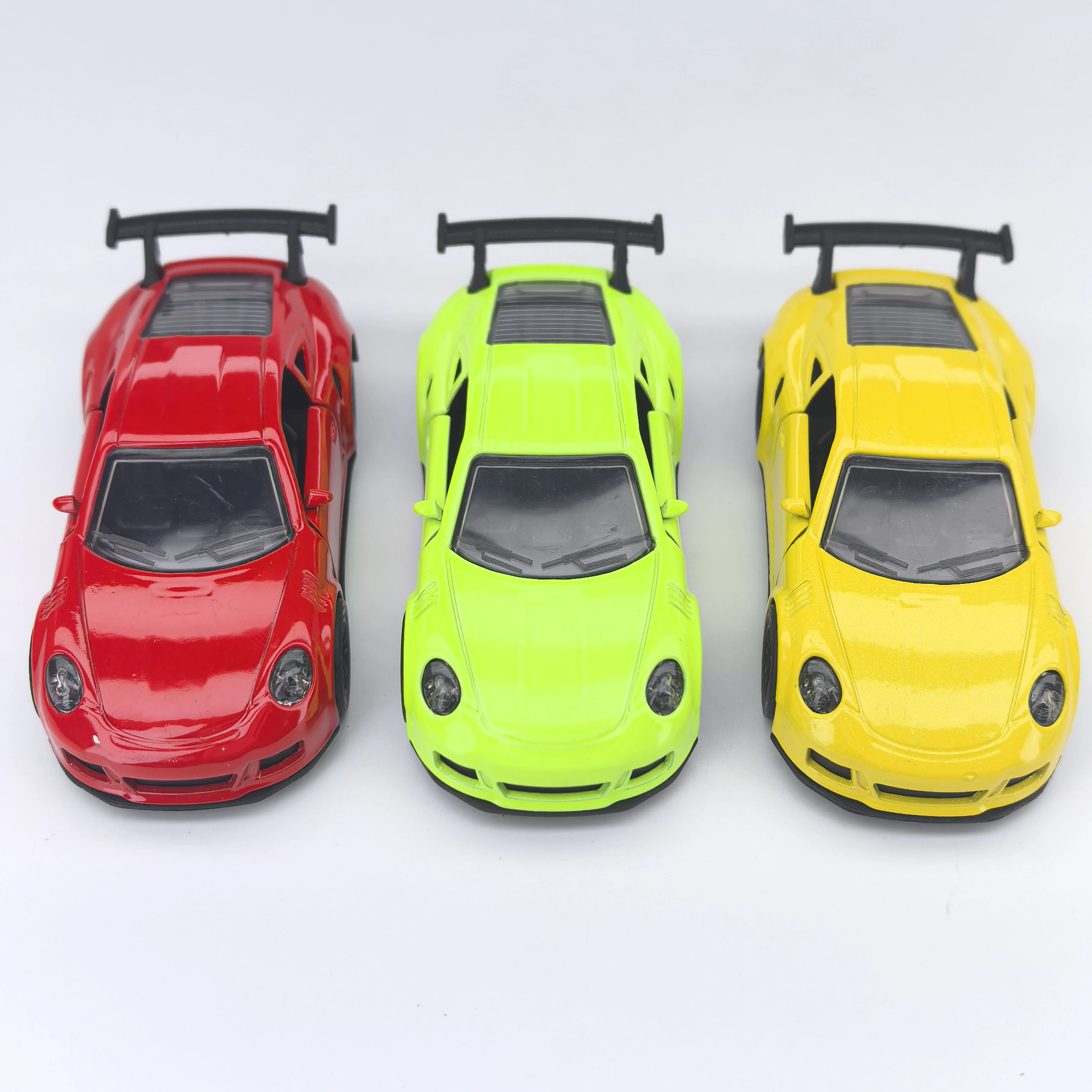 Alloy car model collectible craft, home ornament simulation station wagon, car ornament entrance TV cabinet table soft viewing d