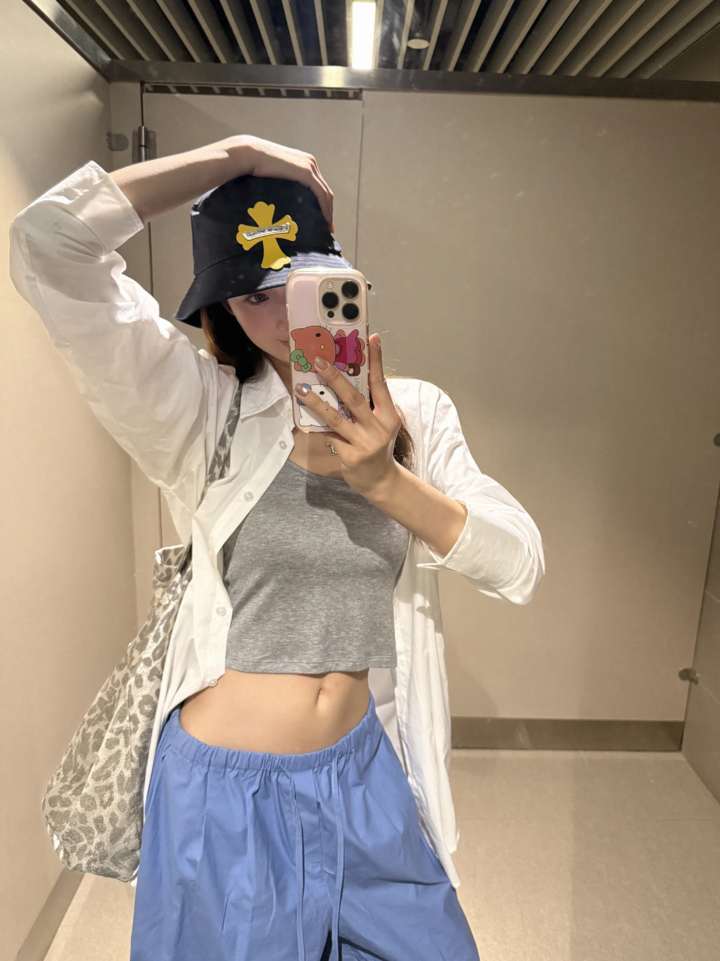 

Женская белая блузка с длинным рукавом Ele, новая весенняя коллекция 2026, из смесового хлопка и полиэстера, антивозрастная, модная, стильная.