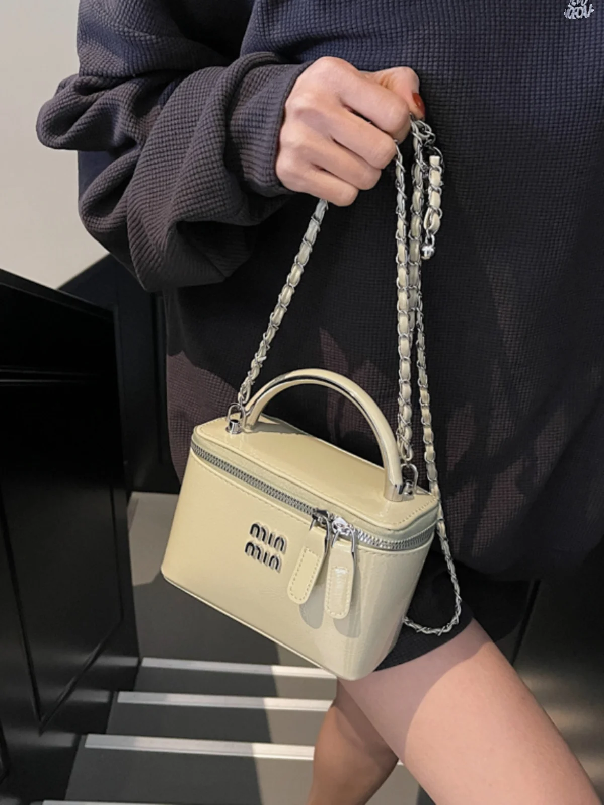 

Fashionable light luxury portable box bag mobile phone bag female 2025 new high-end one-shoulder messenger small square bag
