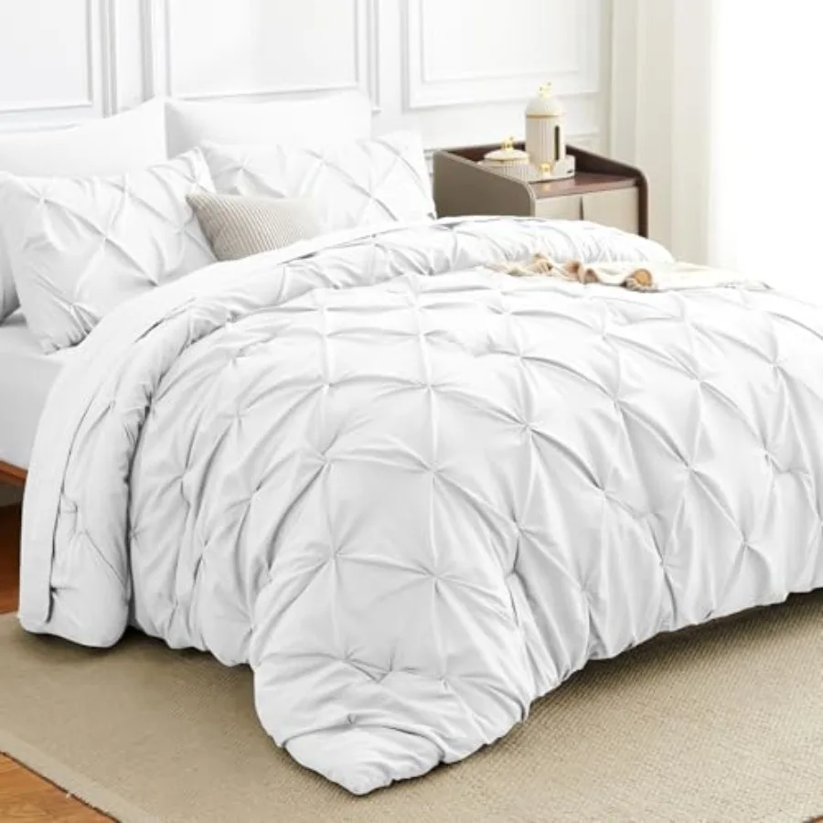 

Комплект постельного белья Pintuck Bed in a Bag из 7 предметов: роскошный комплект с плиссировкой, мягкий, всесезонный, с одеялом.