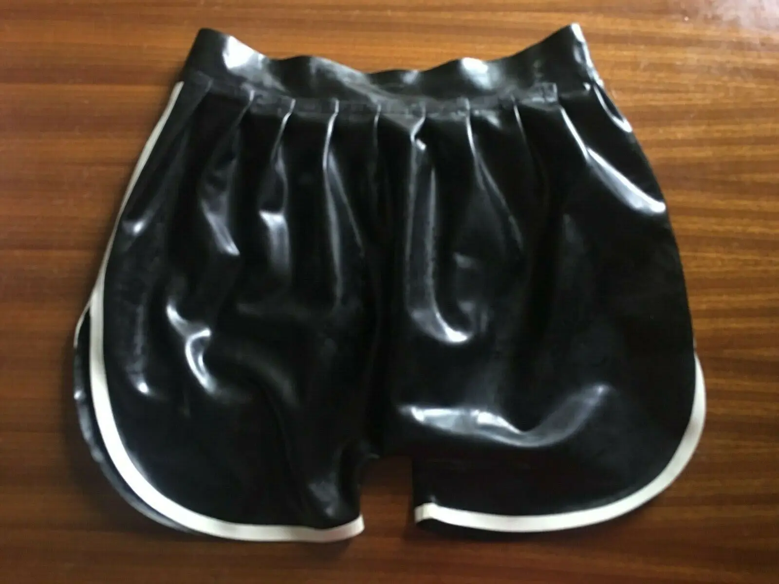 

Latex Brifes Rubber handmade Black&White Shorts Club Pants 0.4mm Christmas
