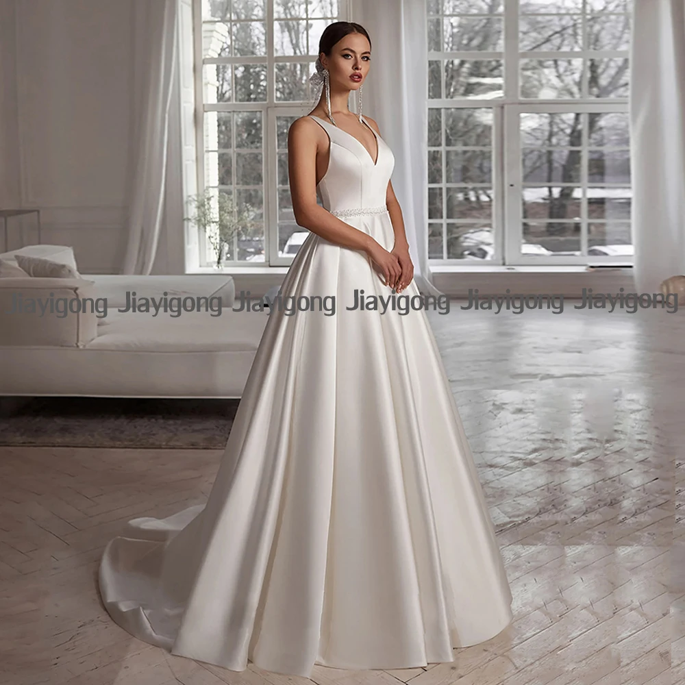 New Arrival Satin Wedding Dress Robe De Mariage Sexy V Neck Sleeveless Open Back Court Train Vestidos  Novia Bridal Gown 2023