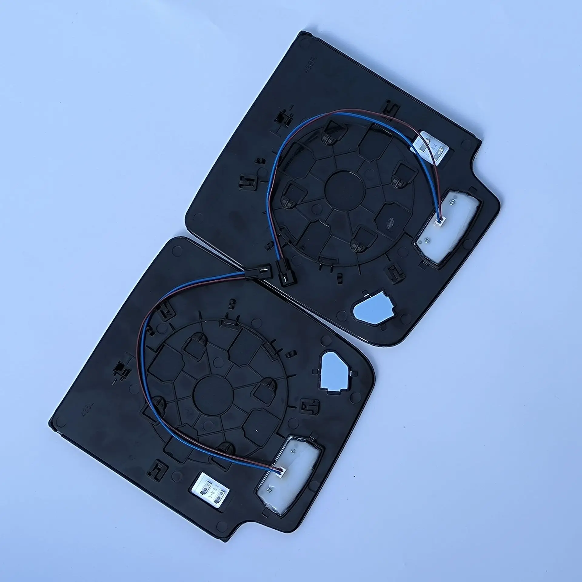 

Suitable for Chevrolet GMC, Silverado 2014-2017 Rearview Mirror Lens with LED Steering Heating Lens