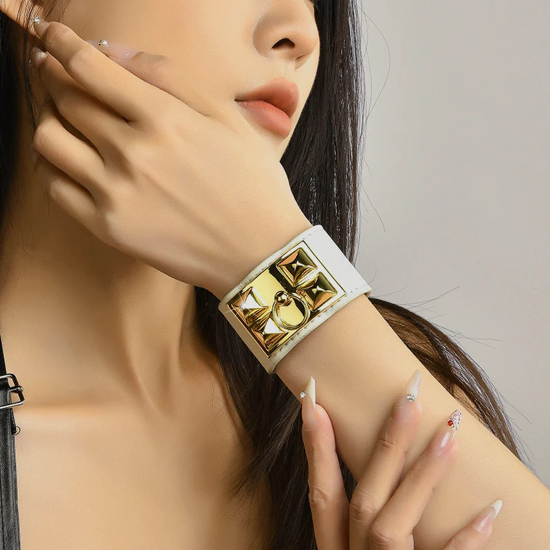 High Quality 10 Color Style Wide PU Leather With Stainless Steel Bracelet For Men Women Brand Jewelry Gift
