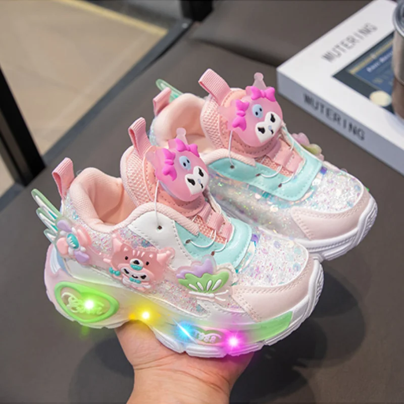 Children\'s Shoes LED Lights Cartoon Girls Sports Shoes Non-slip Teen Child Running Shoes Sneaker Girls Luminous Shoes