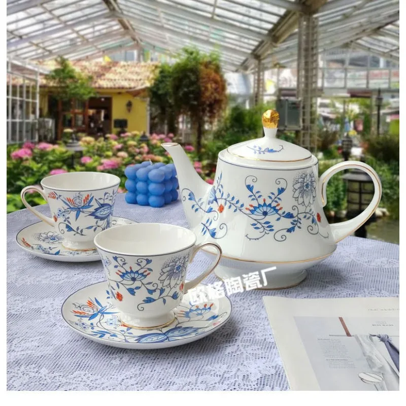 

European Style Afternoon Tea Coffee Set Bone China Gift Set 1 Pot 2 Cups Saucers Elegant Souvenir for Home Party