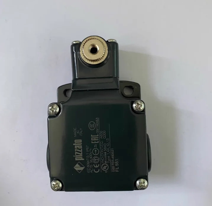 New original PIZZATO FL 551 limit switch