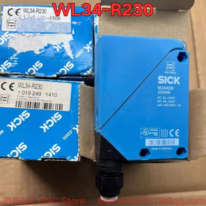 Brand new WL34-R230 photoelectric sensor