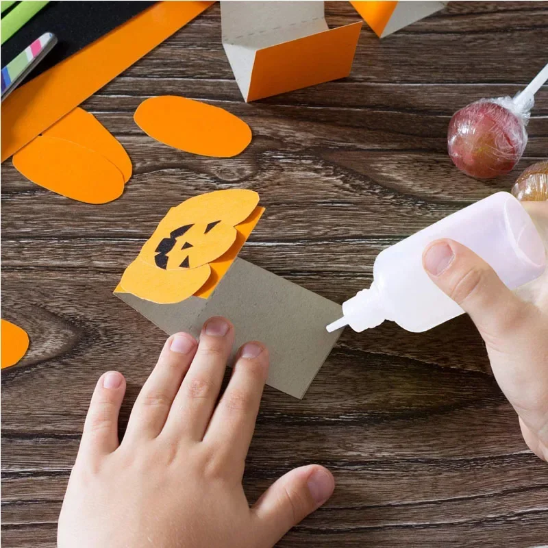 100 szt. pustych plastikowych butelek z zakraplaczem PE z długimi końcówkami 3ml-120ml Mini pojemniki podróżne na próbki do olejków rzemieślniczych DIY Glue