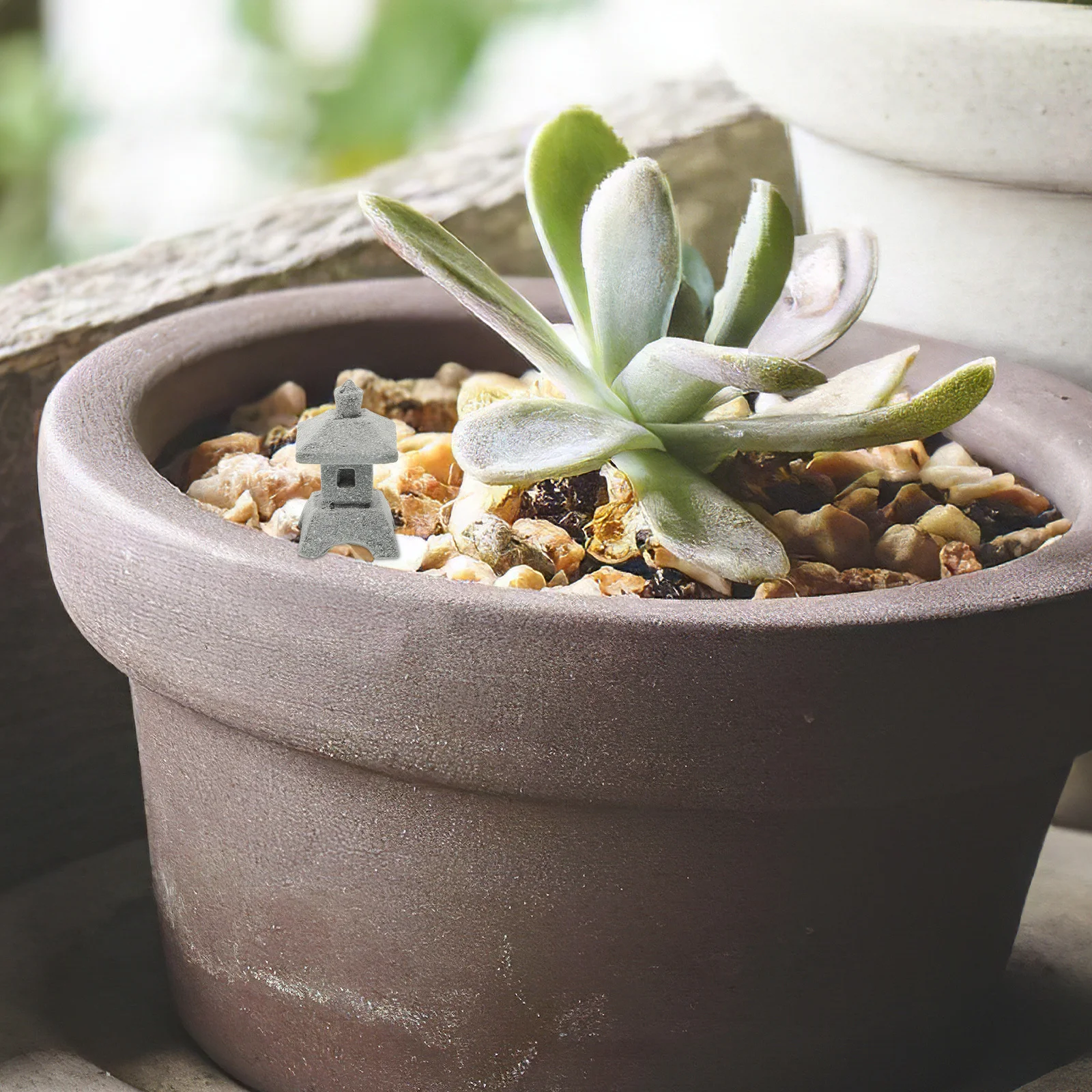 

Japanese Pagoda Lantern Stone Sculpture Zen Garden Decoration Miniature Aquarium Landscaping Rockery Garden Statue