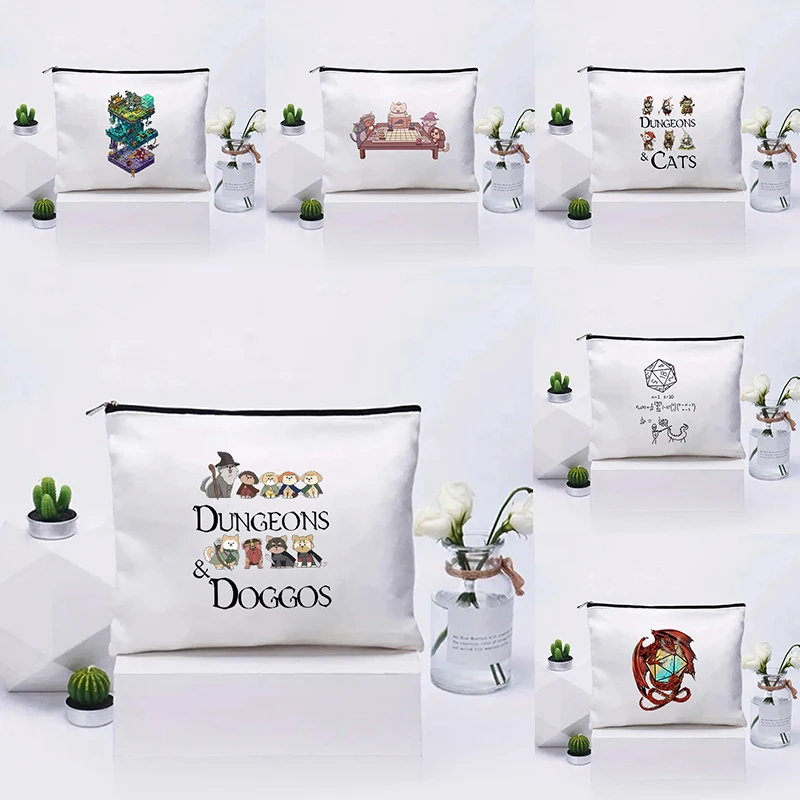 

Dungeons & Dragons Themed Makeup Bag D20 Dice Print Cosmetic Kit D&D Role-Playing Board Games Lover Creative Gift Pencil Case