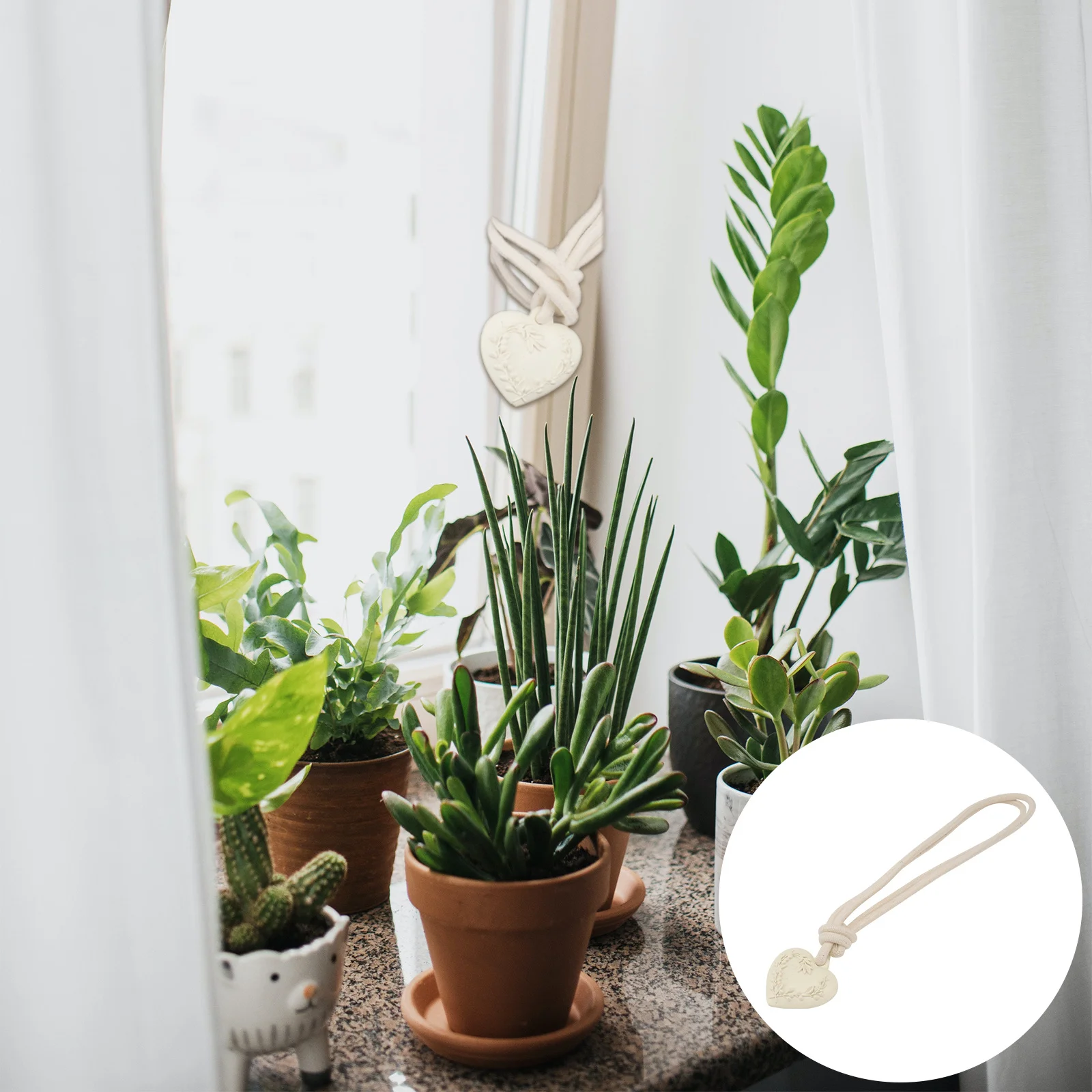 

2Pcs Heart Curtain Tiebacks Creative Cotton Rope Elegant Window Curtain Accessories for Bedroom Living Room Decor