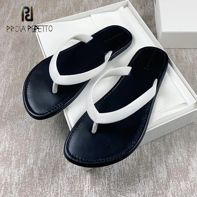 

Simple Style Concise Flip Flops Cool Summer Casual Fashion Flat Walking Shoe Beach Holidays Black White Brand Name New Sandal