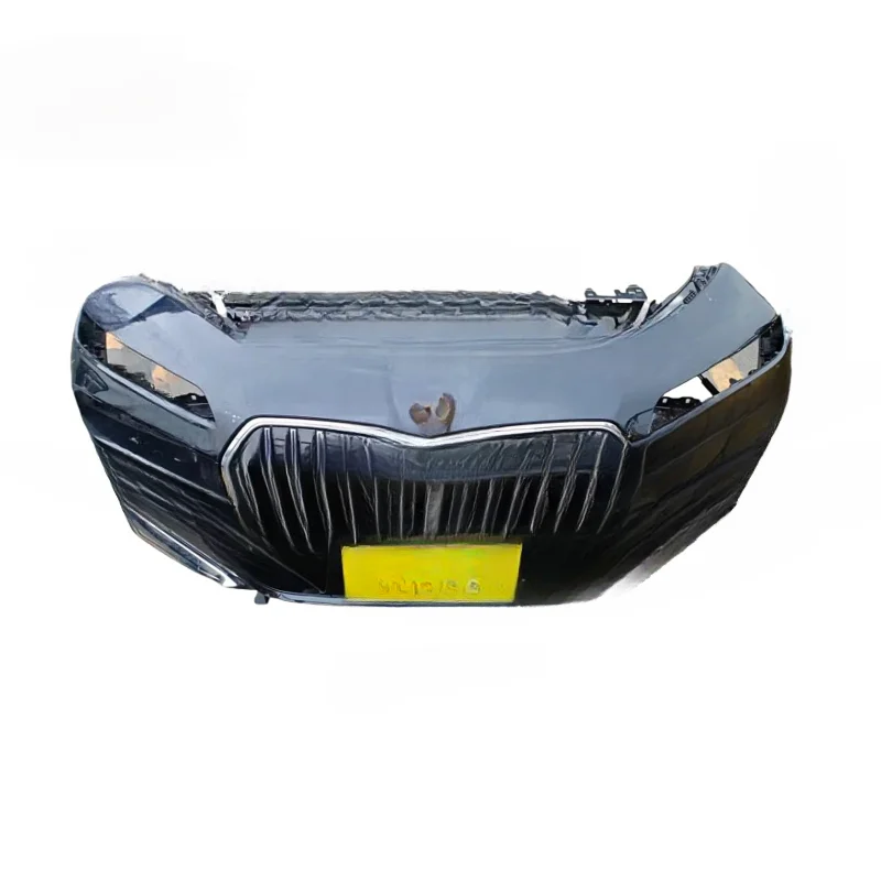 For BMW 7 Series G70 735Li 2023-2024 Used Front Bumper & Original Plastic Grille Car Body Kit