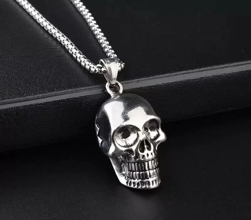 

Trendy titanium steel necklace for men and women Tiktok, hip hop, six star pendant, sweater chain, simple hip hop accessories