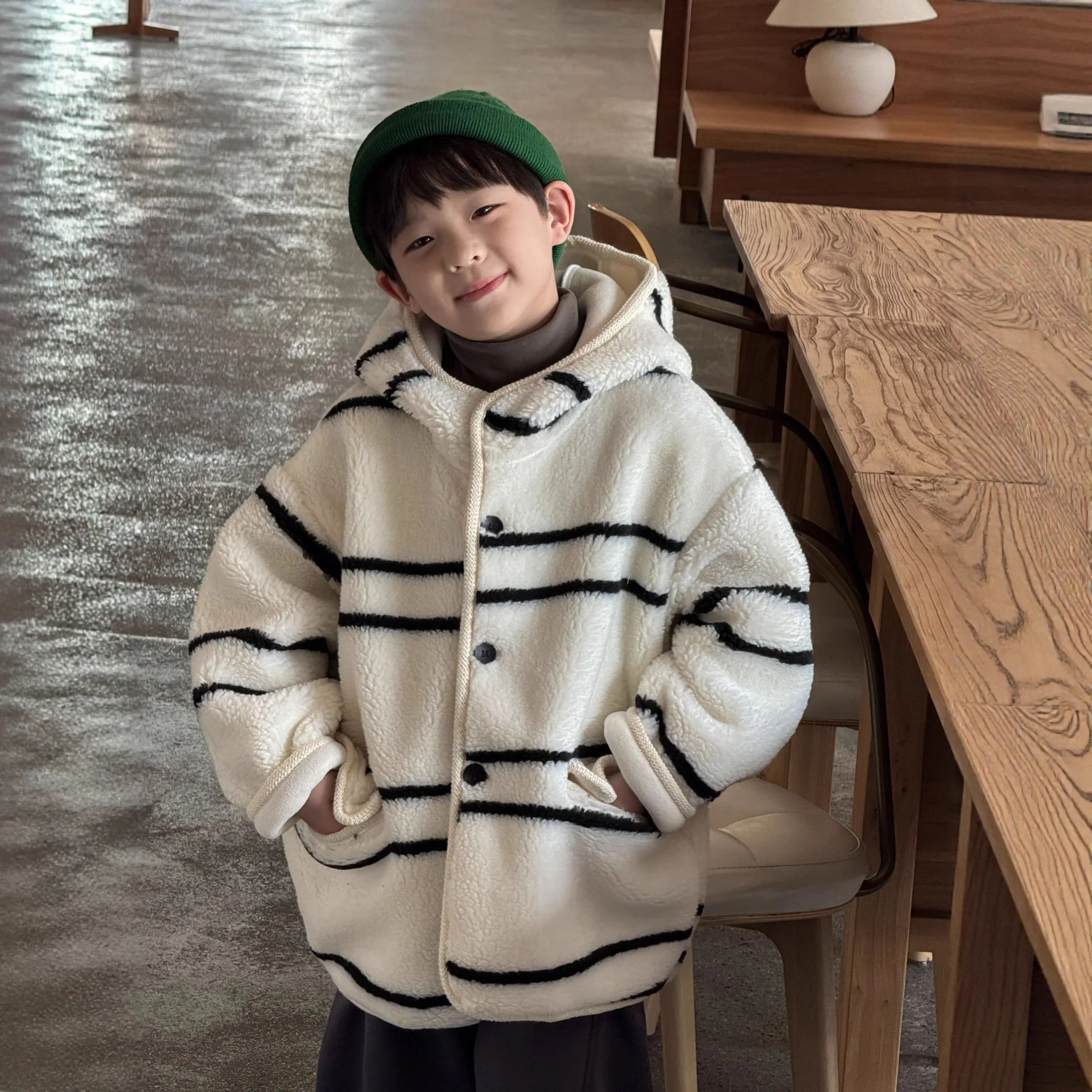 

New Autumn Winter Boys Korean Style Thickened All Match Warm Top Children Clothing Boys Fashionable Fleece Striped Hooded Jacket