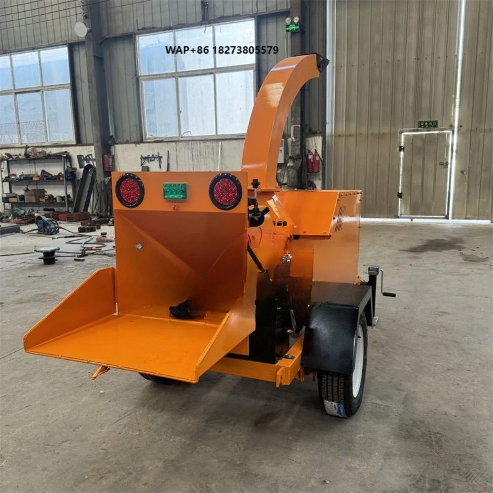 Best Selling Wood Crusher Saw Dust Machine Mobile motor Street Greening Chipper Garden Branch Crusher