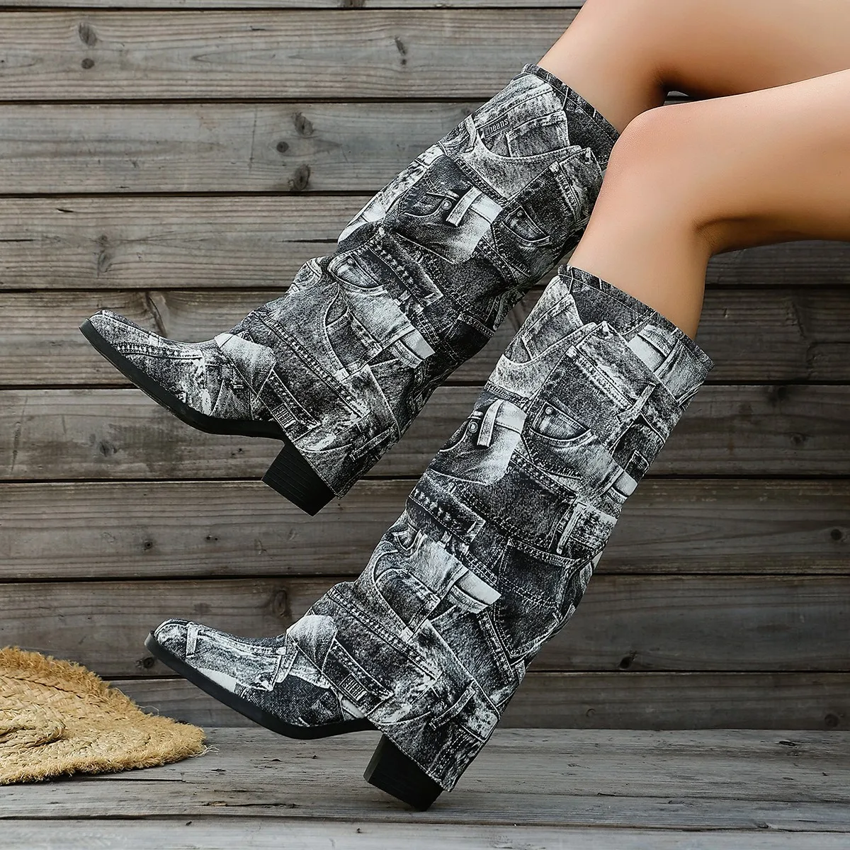 2026 New Thick-Soled Height-Enhancing Slimming Pointed-Toe Knight Boots, Plus Size, Best-Selling Non-Slip Mid-Heel