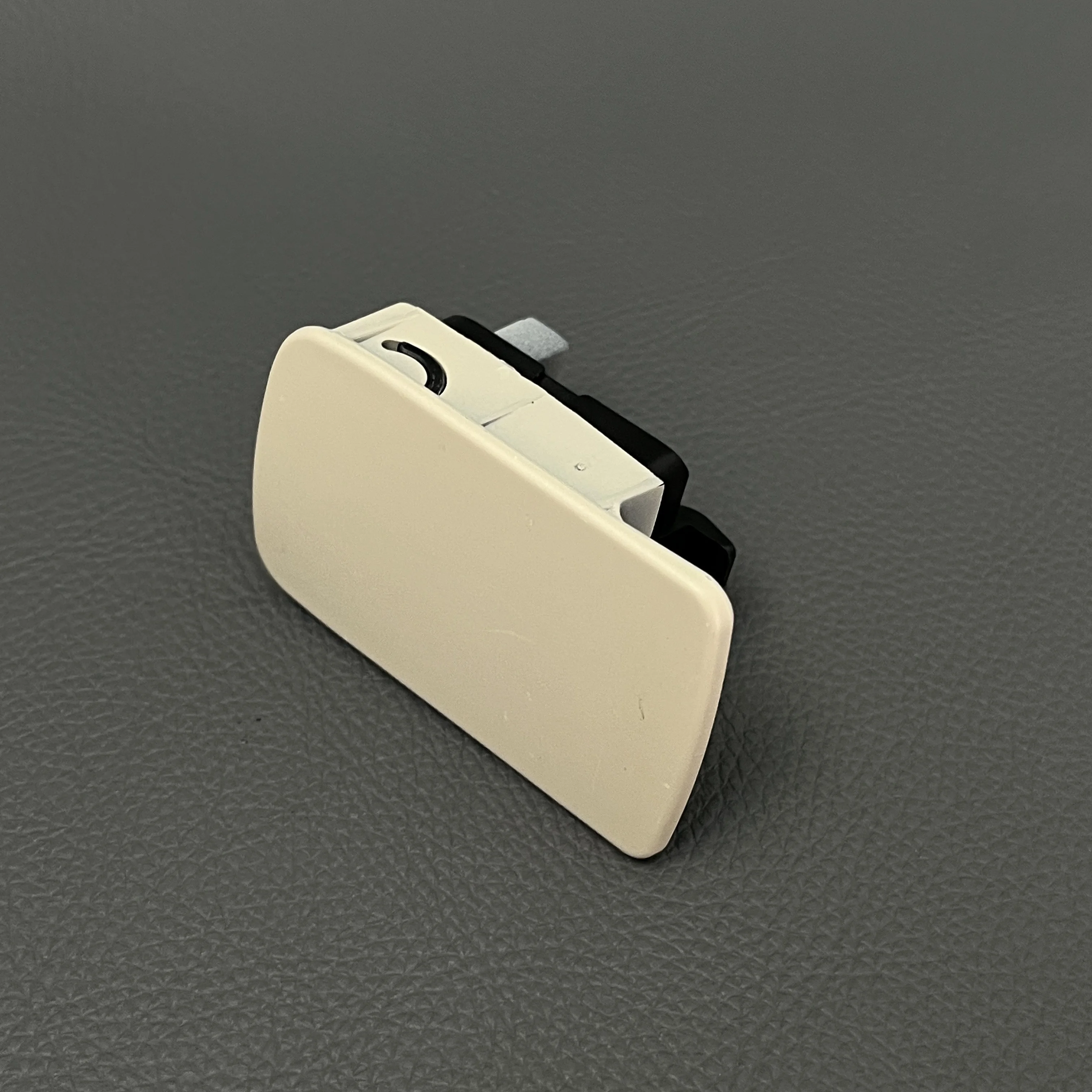 Glove Box Right Lid Latch Storage Handle Trim Cover Switch For VW Golf 5 6 MK5 / Old Sagitar 1K1857077B Accessories