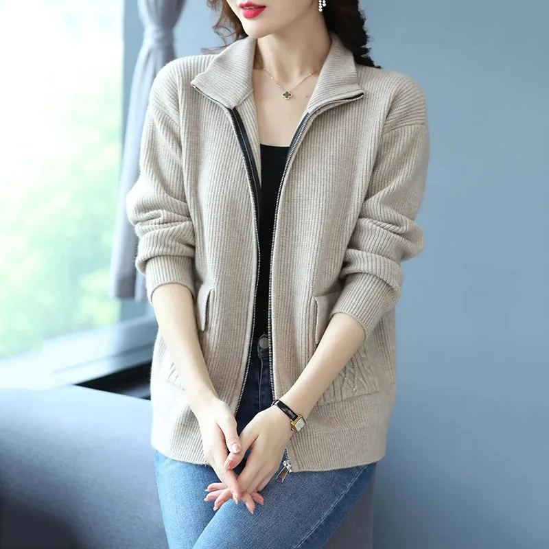 

2023 New Autumn Winter knitt Sweater Jacket Women Mid-Aged Loose Zipper Pocket Cardigan Coat Female Casual Outerwear Ladies Tops