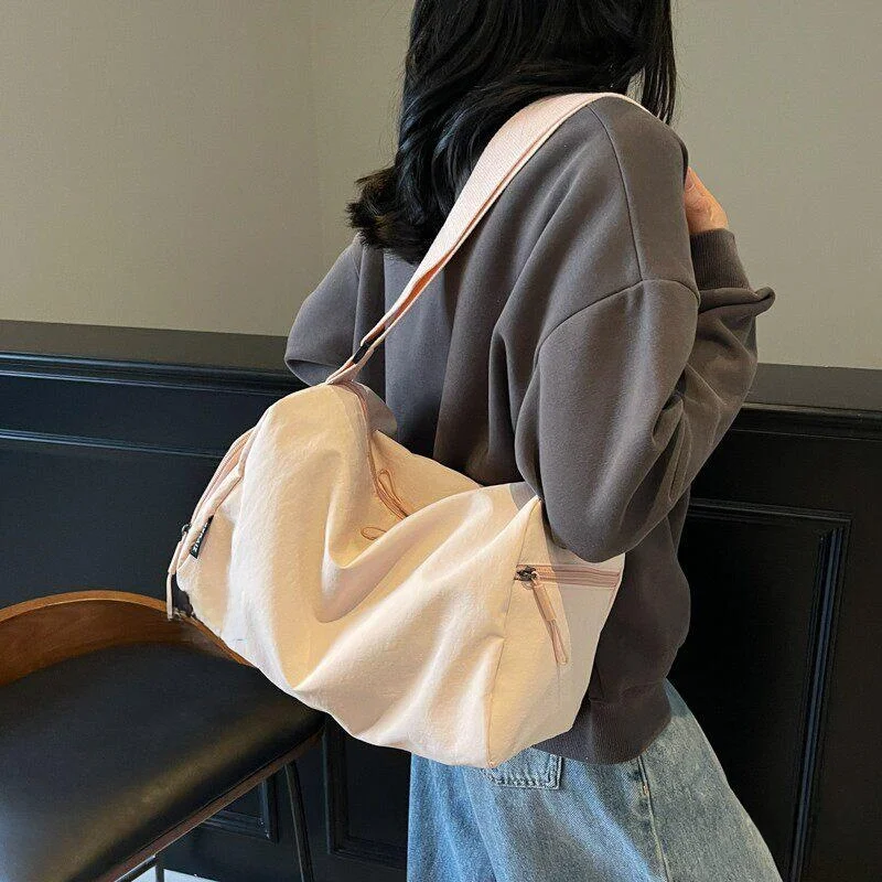large-capacity-sports-fitness-bag-lightweight-casual-short-trip-bag-fashionable-minimalist-versatile-student-single-shoulder