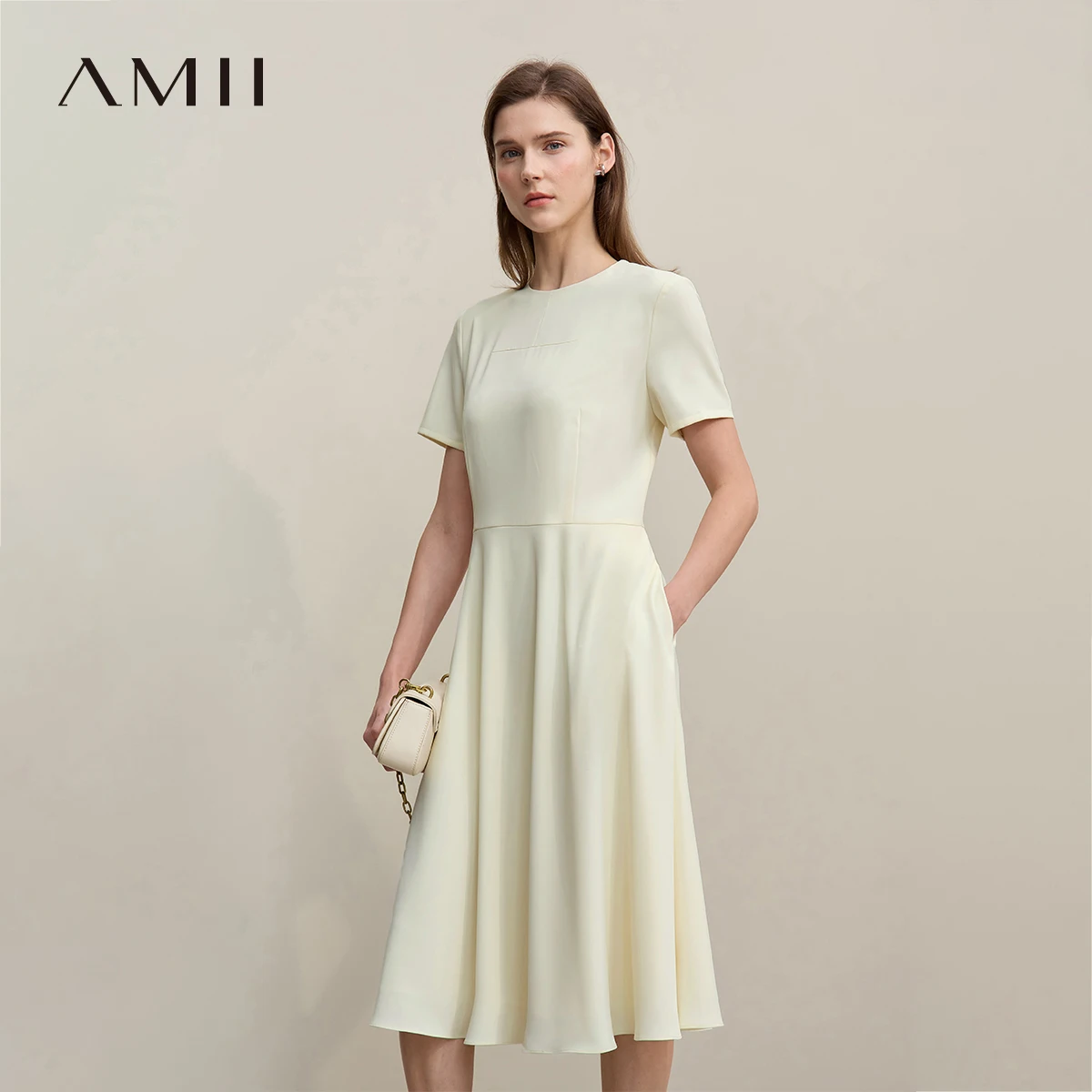 

Amii Womens Dresses 2026 Spring New Elegant Commuter Round Neck Waist Slim Dress Women's Pocket Short-sleeved Skirt 12621061