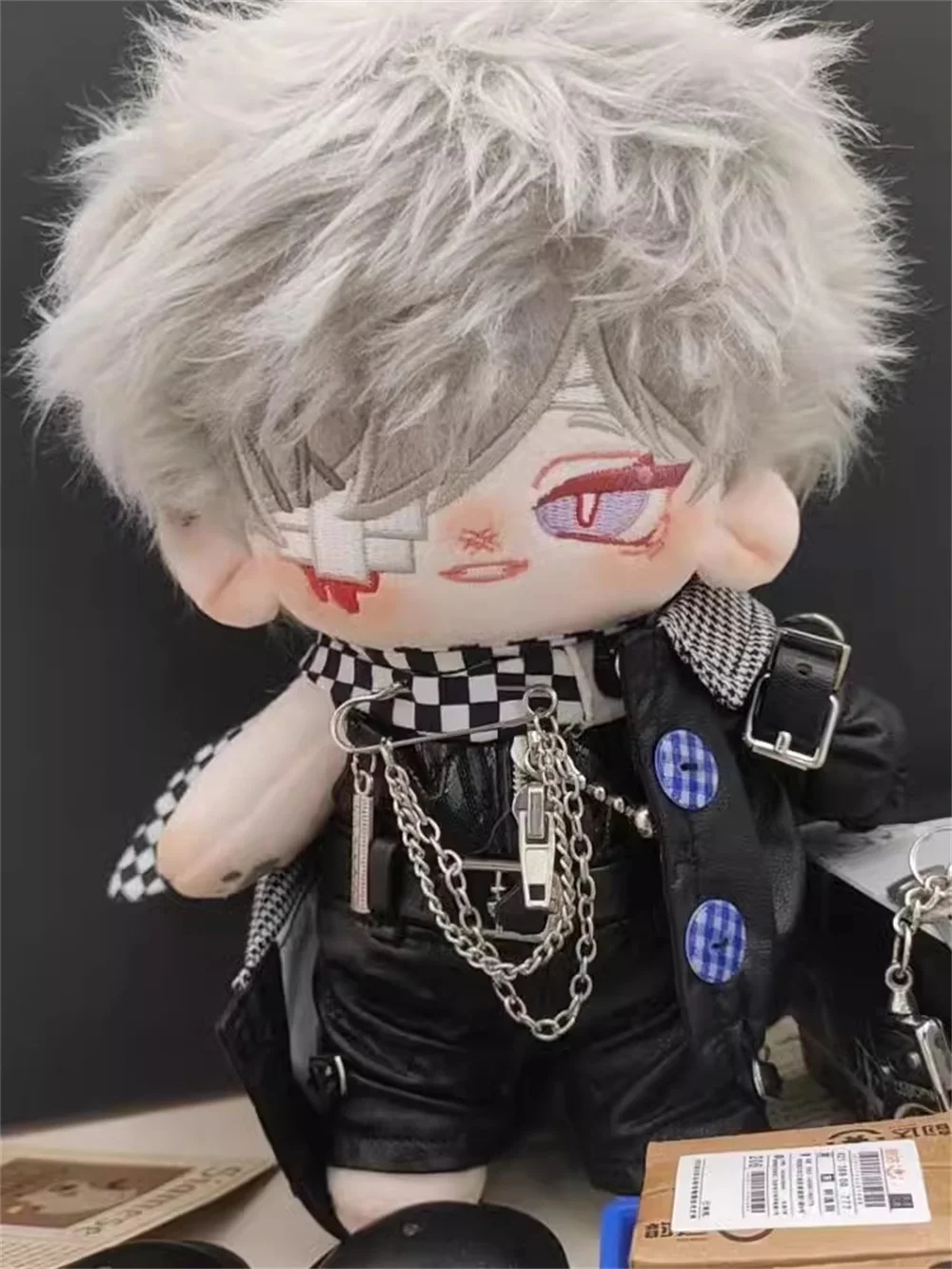 Original Vampires Miss White Hair Cool Boy 20cm Doll Toy Body Plushie Cosplay Cute Kids Gift Z