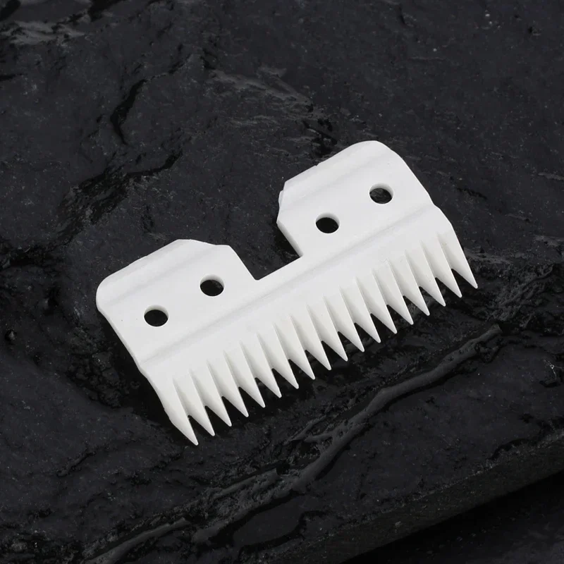 18Teeth 5pcs/lot Pet Clipper Ceramic Moving Blade Standard Oster A5 Blade Size High Quality and Durable with Plastic Box