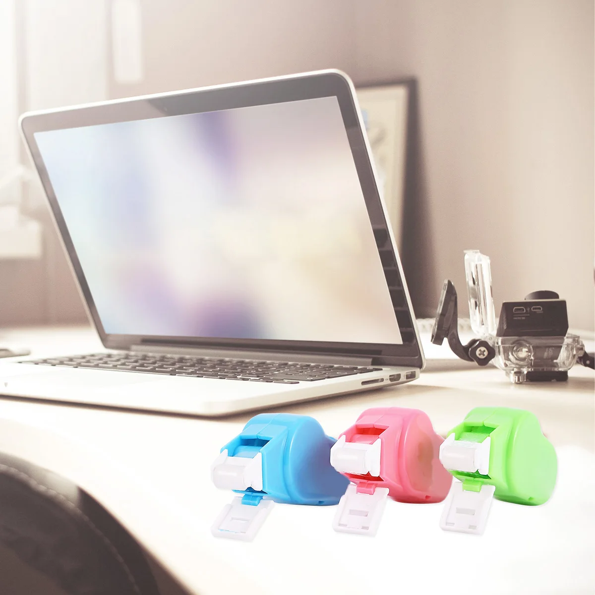 

6PCS Double Portable Adhesive Dispenser Mini Adhesive Dispenser Glue Roller Scrapbooking Supplies Craft Project