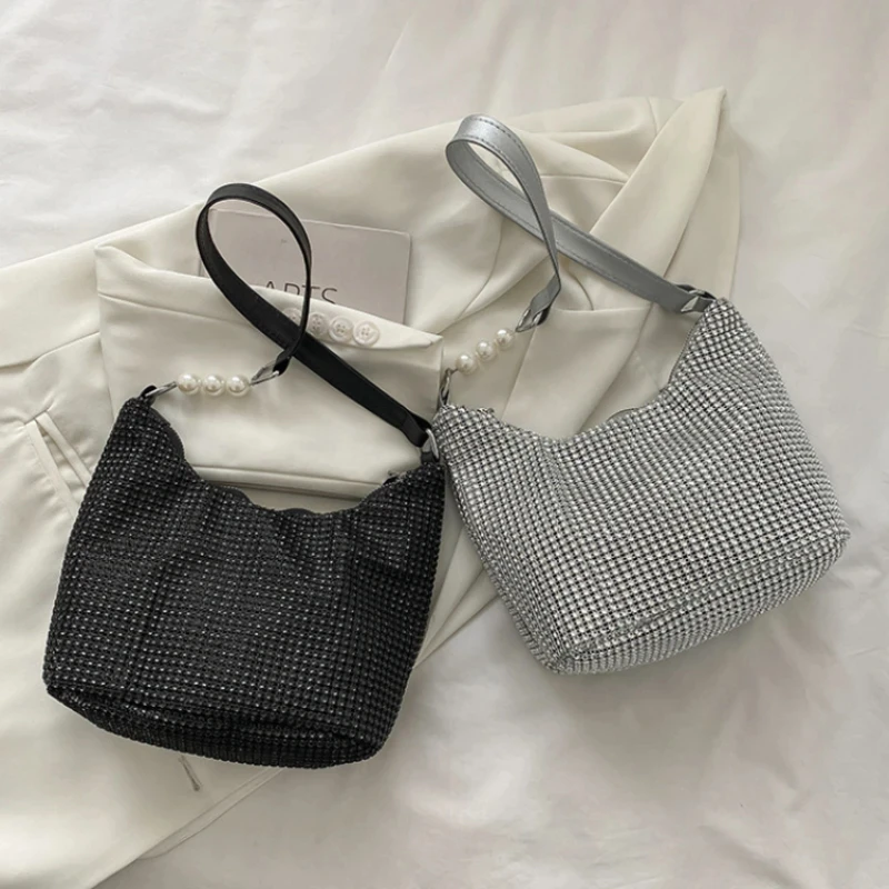 Tas bahu desainer mewah tas tangan Clutch malam berlian imitasi berkilau untuk tas tangan dompet kristal wanita tas Hobo modis