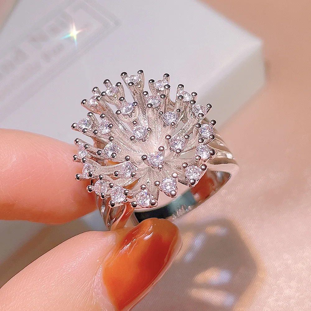 925 Sterling Silver Glittering Zircon Dandelion Ring Ladies Three Claw Zircon Ring Party Birthday Fashion Jewelry Gift