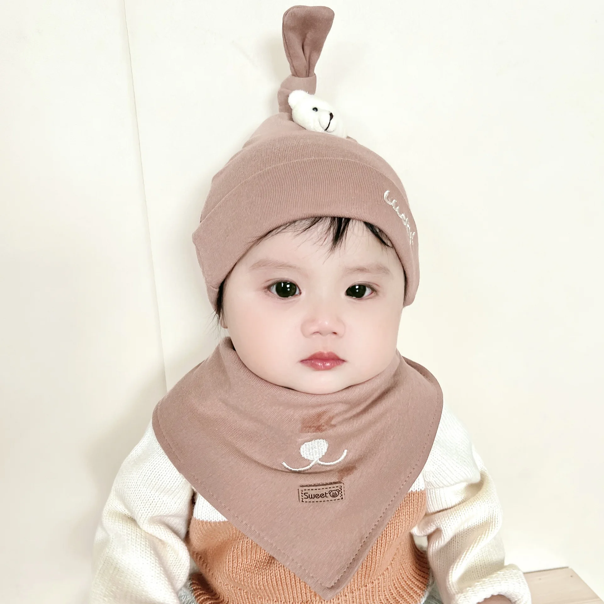 Newborn Baby Hats Triangle Bib Sets Spring Autumn Pure Cotton Cute Cartoon Bear Caps Toddler Boys Girls 3-12M