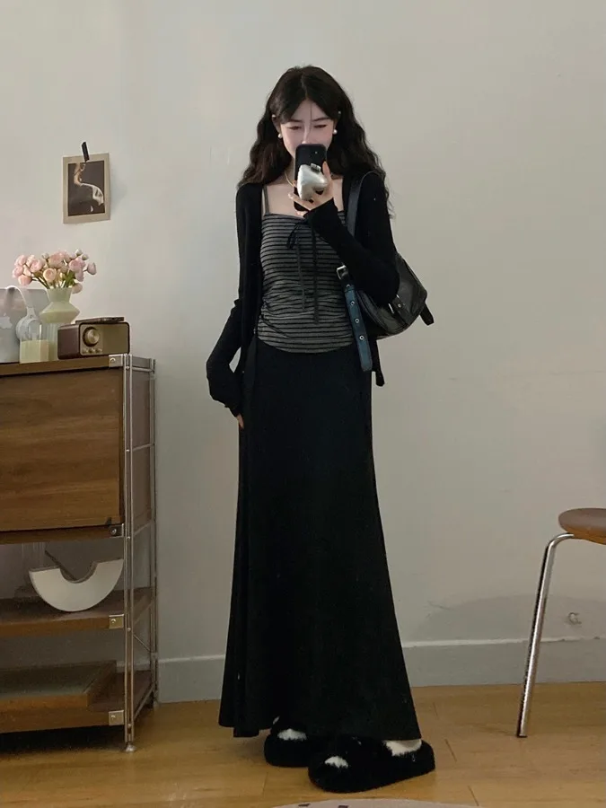 

plus Size Fashion Set Black Stripe Strap Vest Cardigan Top Mid-Length Skirt Korean Style Loose Fit High Waist A-Line Skirt