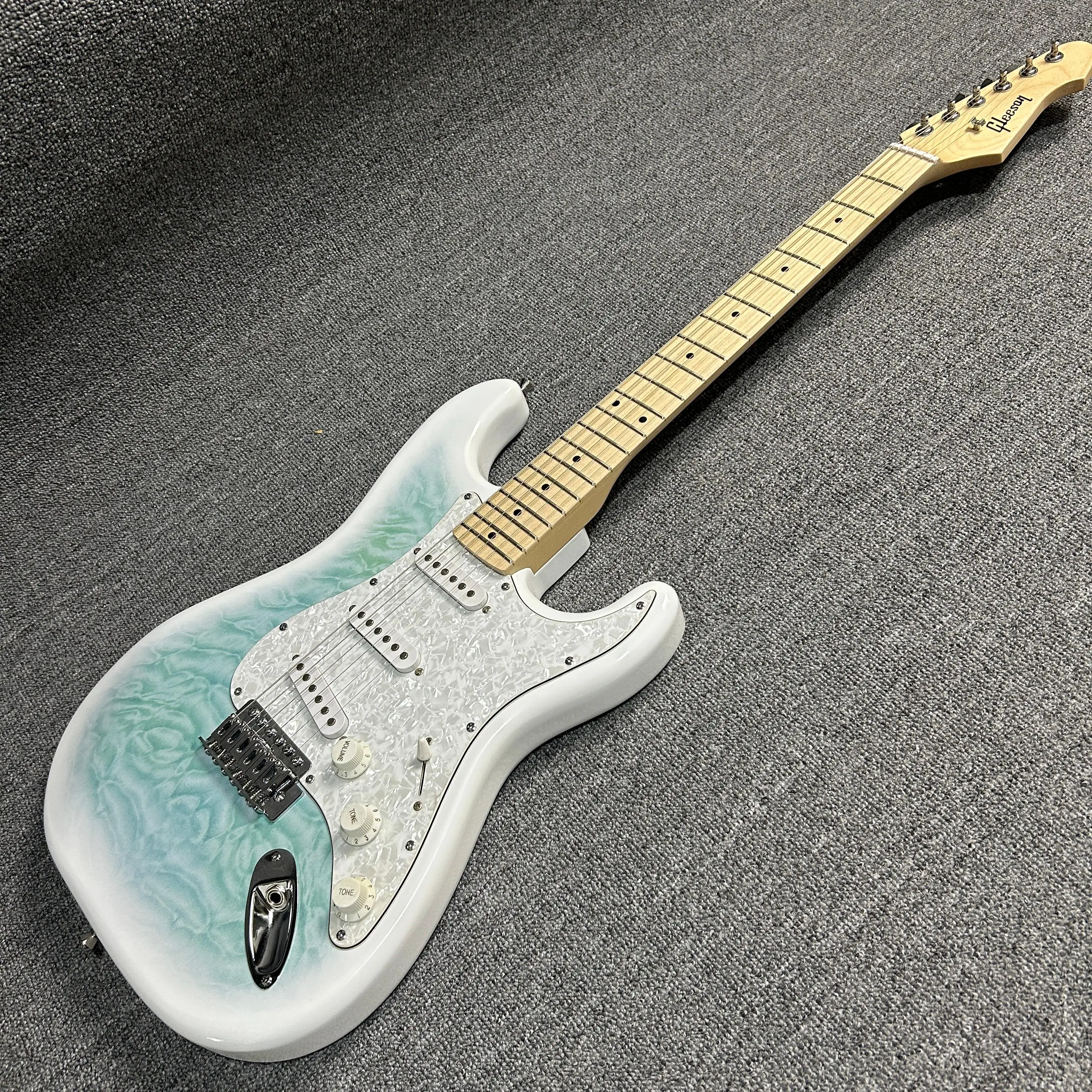 

Hot Sale Gleeson Electric Guitars White & Green Color Mahogany Body Maple Fretboard 21 Frets