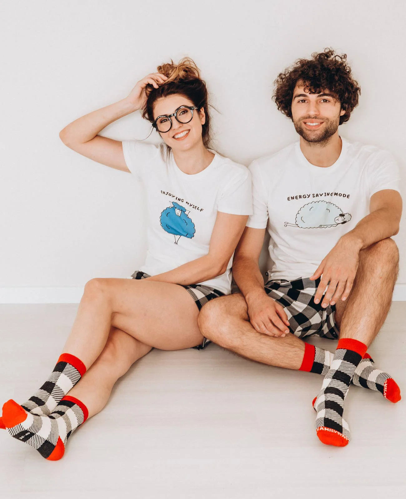 

Милая и забавная футболка с принтом, шорты, пижамный комплект для мужчин и женщин, летний свободный наряд для влюбленных, лидер продаж, модный повседневный семейный комплект, подарок