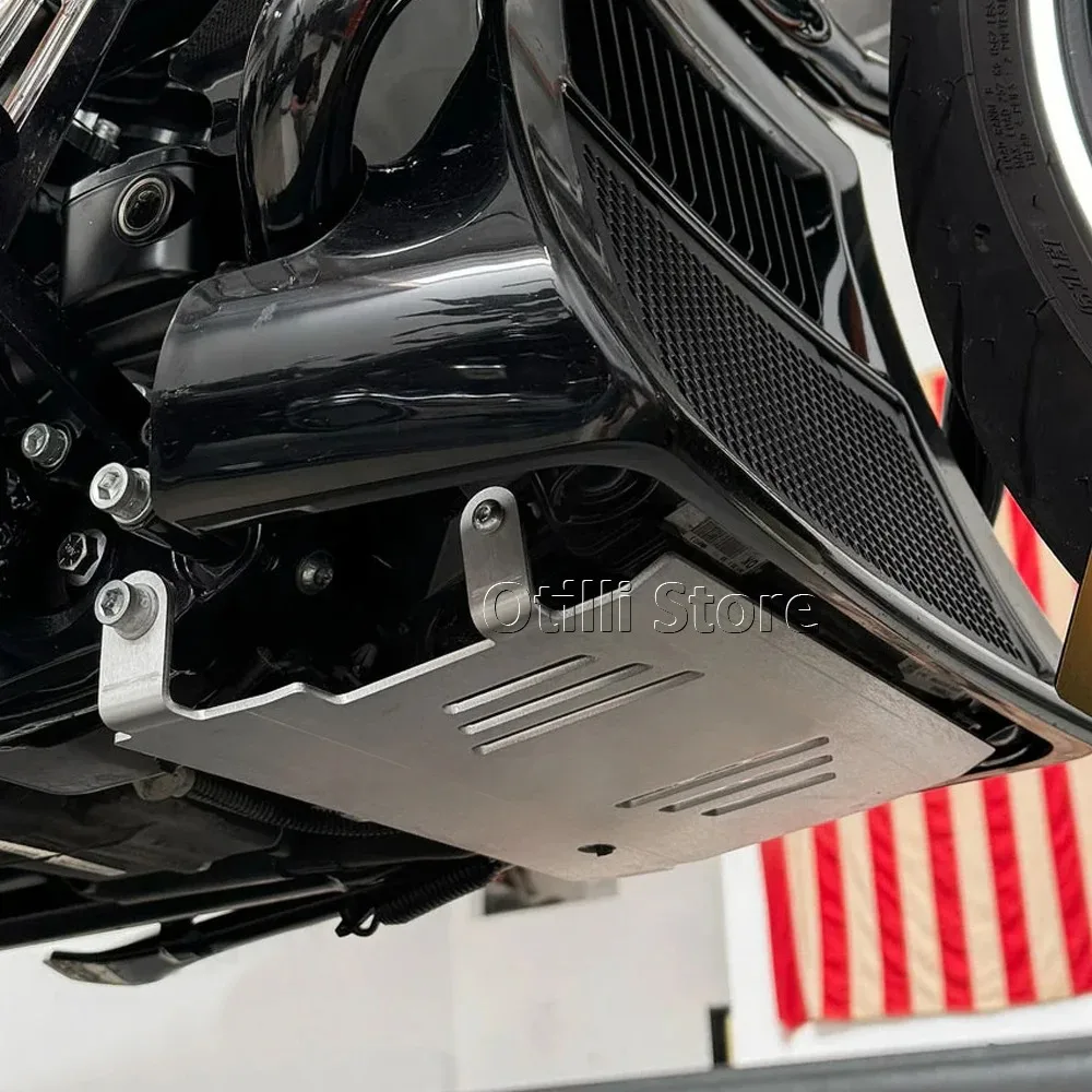Picture 3: Motorcycle Accessories Lower Engine Protection For Road Glide FLTRX FLTRXSTSE Street Glide FLHX 2024 2025 Lower Skid Plate