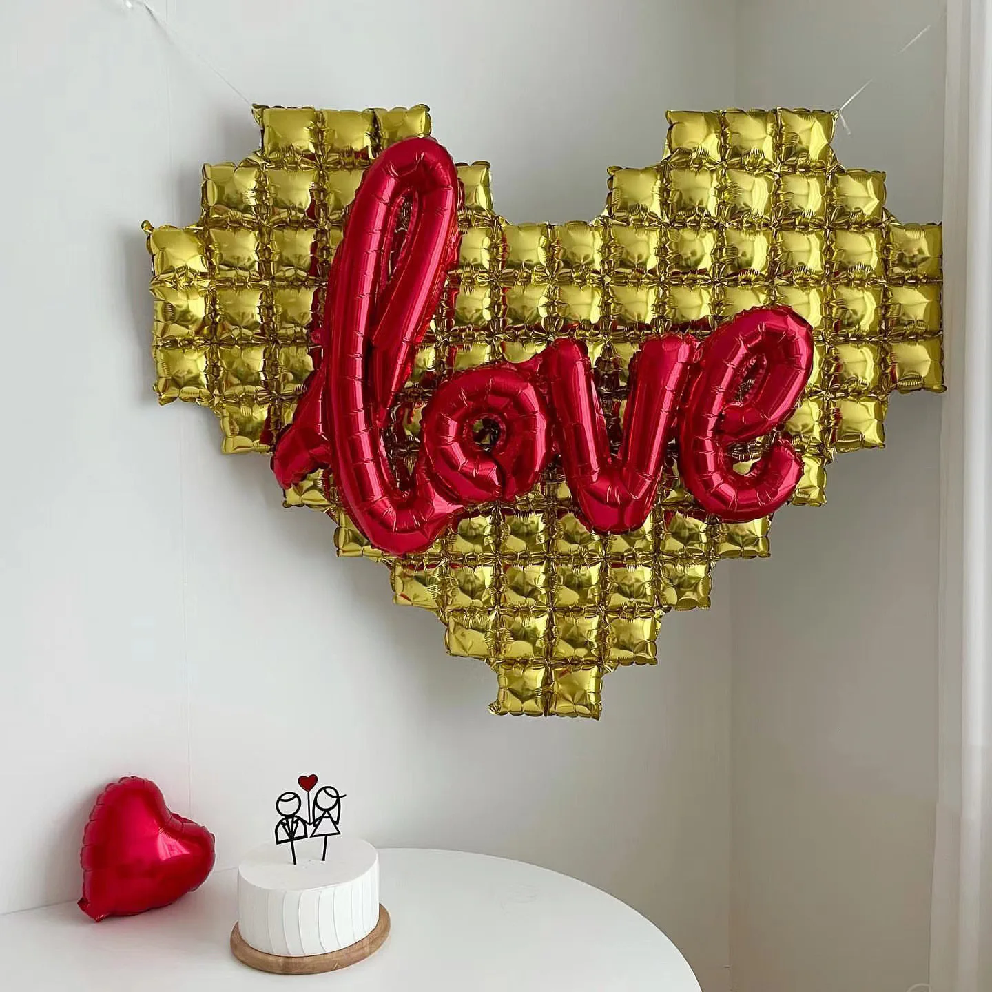 Heart Shaped Background Wall Balloons Valentines Day Heart Love Foil Balloons for Wedding Party Valentines Day 2024 Decorations