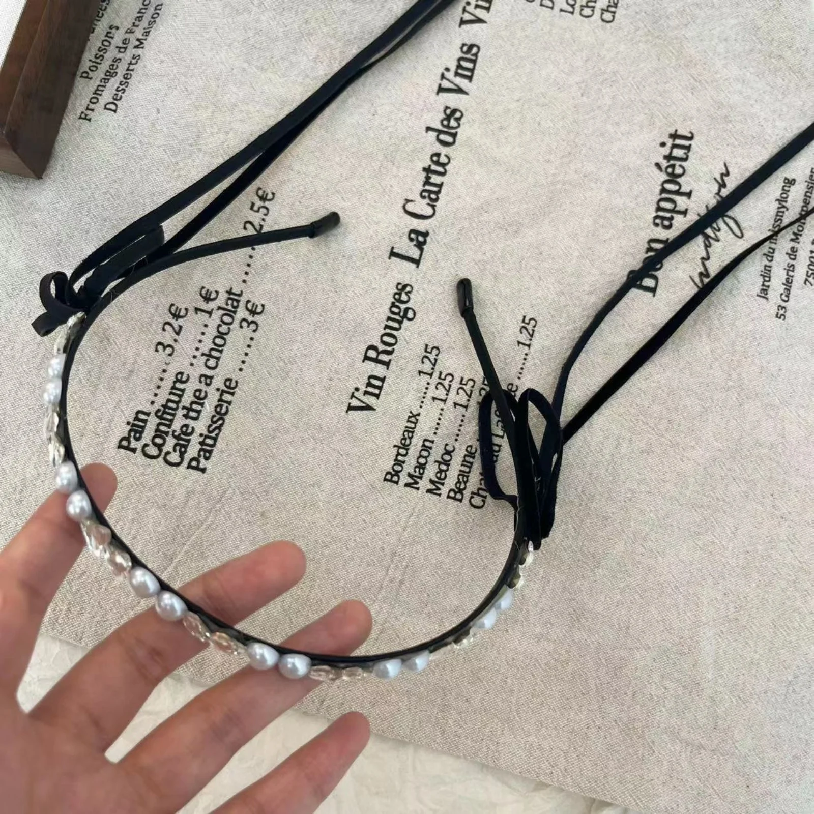 قطعة واحدة من عصابة رأس على شكل فيونكة لؤلؤية للنساء، نمط الخريف والشتاء، شريط ربط الشعر، إكسسوار للشعر من الحرير الفرنسي