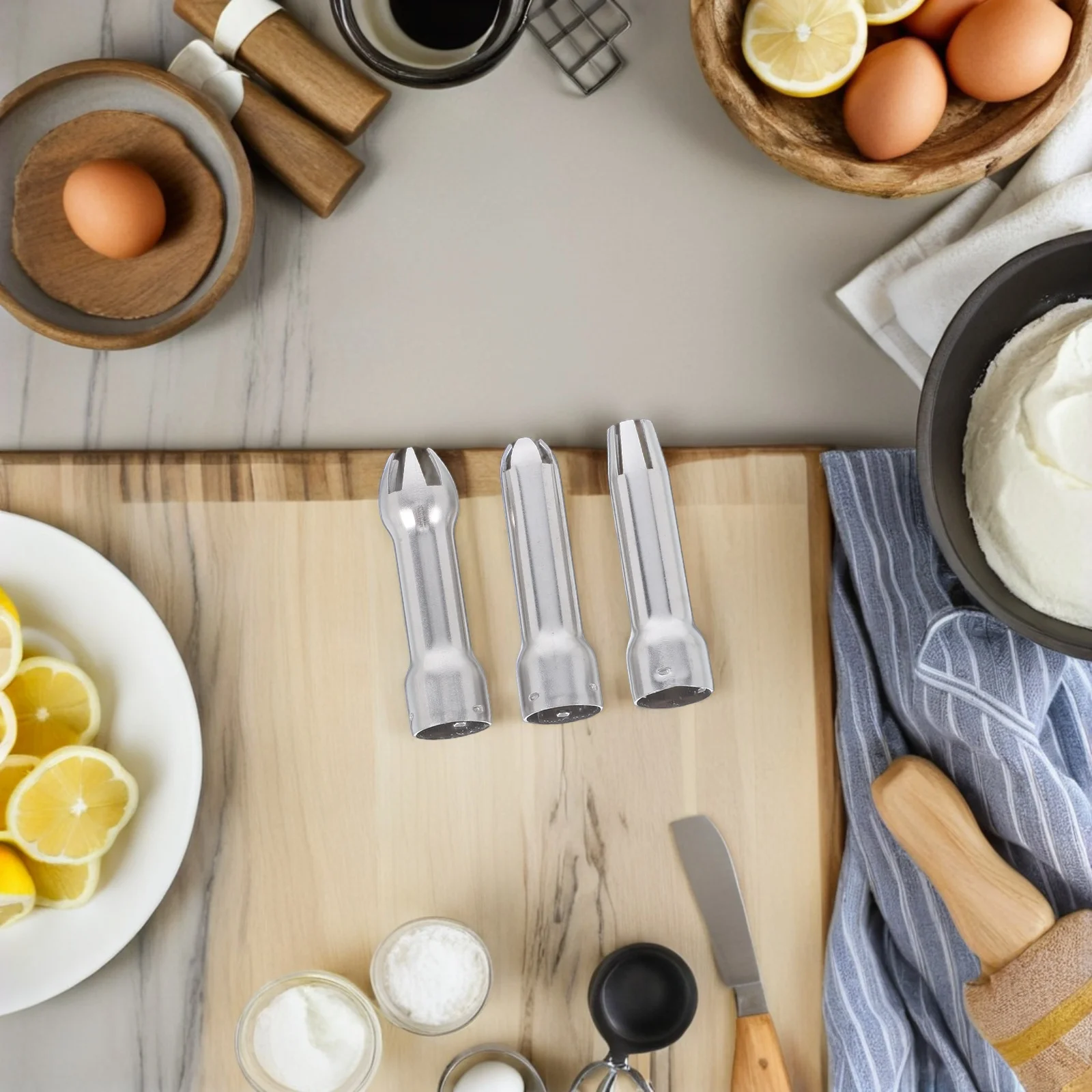 

3Pcs Stainless Steel Nozzles for Cake Icing Piping Floral Designs Professional Baking Tools Icing Nozzles