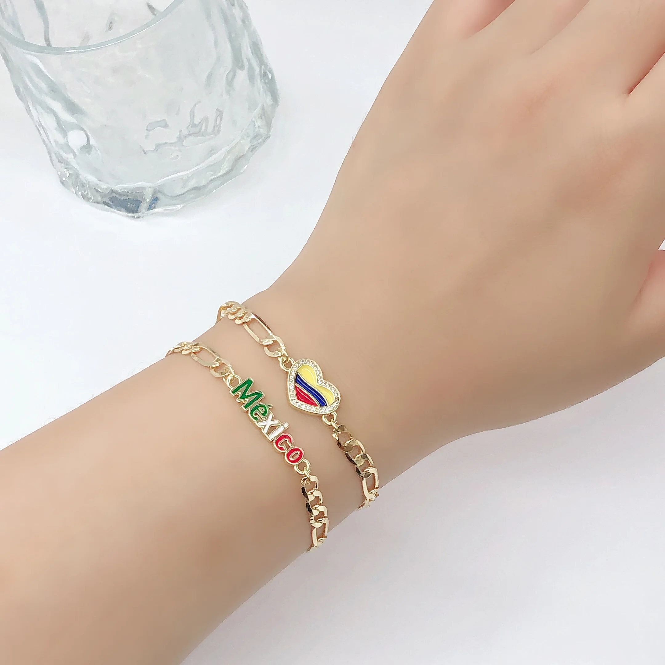 

Classic Enamel Art Gold Plated Mexico Colombia Flag Adjustable Bracelet for Men Women Holiday Anniversary Jewelry Fine Gift