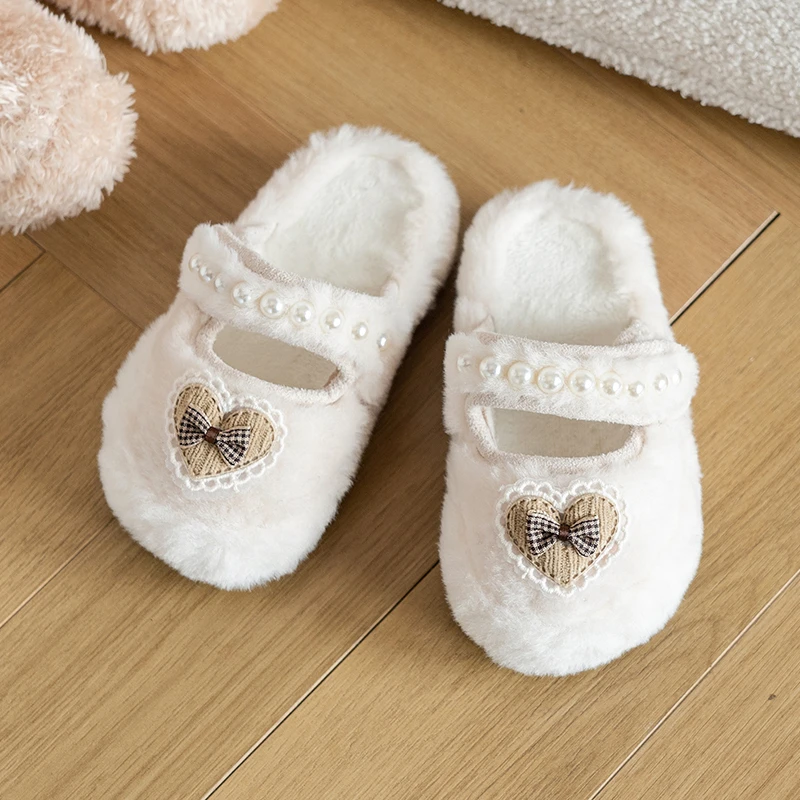 

Обувь для спальни для девочек, милые элегантные замшевые теплые модные детские тапочки, домашние зимние тапочки на мягкой подошве, новинка 2025, детские повседневные тапочки