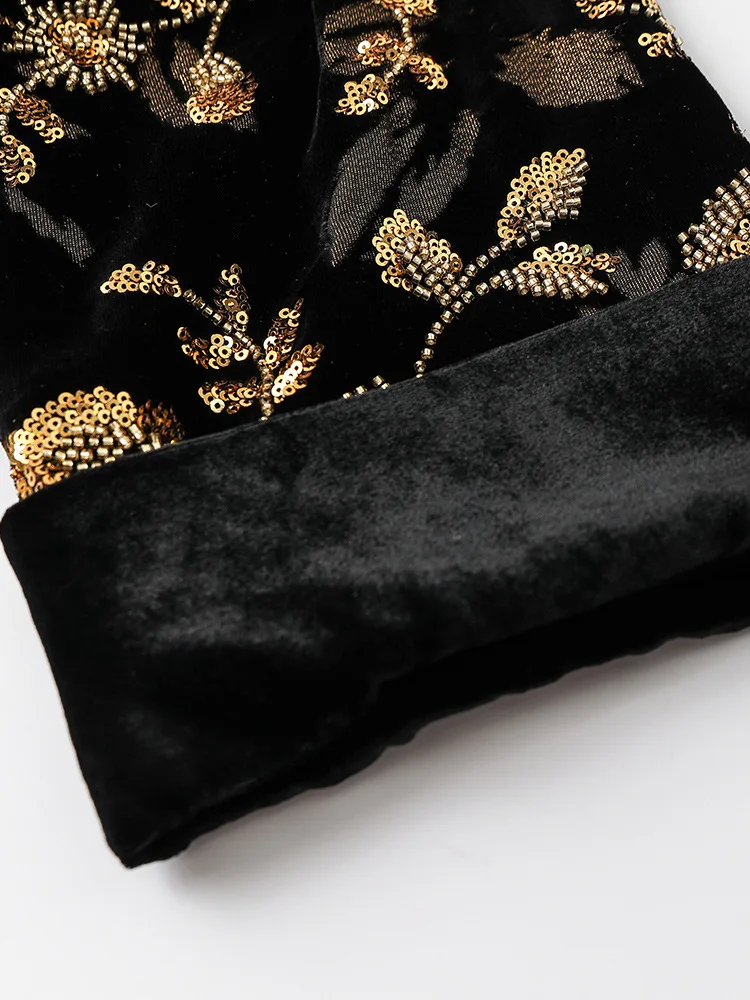 2024 Autumn New Burnt Flower Embroidered +Beading Chinese Style Silk + Velvet High Quality V-Neck Single Button Loose Coat S-L