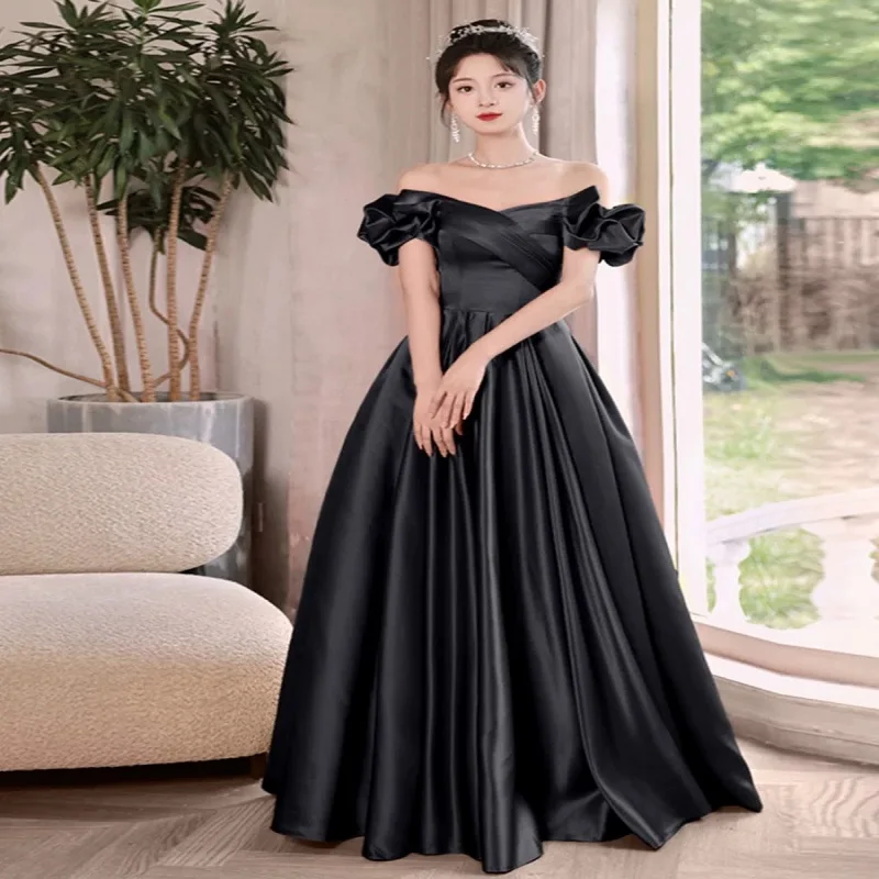 Black No. 17 dress one-shoulder evening niche annual meeting high-end banquet host dress