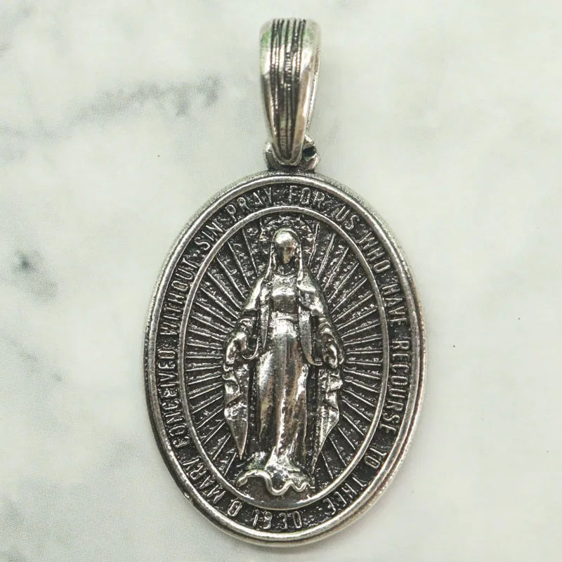 

Buy 3 Get 1 Free The Holy Mother Appears Silver Pendant Symbolizing Christ's redemption and the protection of the Virgin Mary