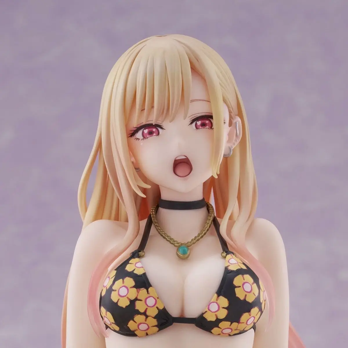 Bonecas mudando apaixonadas, kitagawa haimeng figura linda menina animação japonesa ornamento de chassi bidimensional