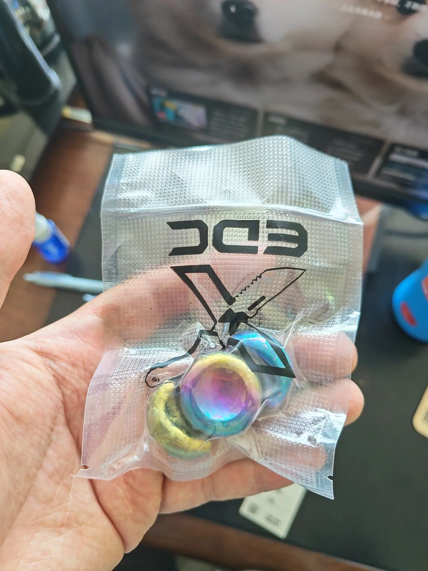 X studio ice crystal titanium two eggs EDC decompression toy