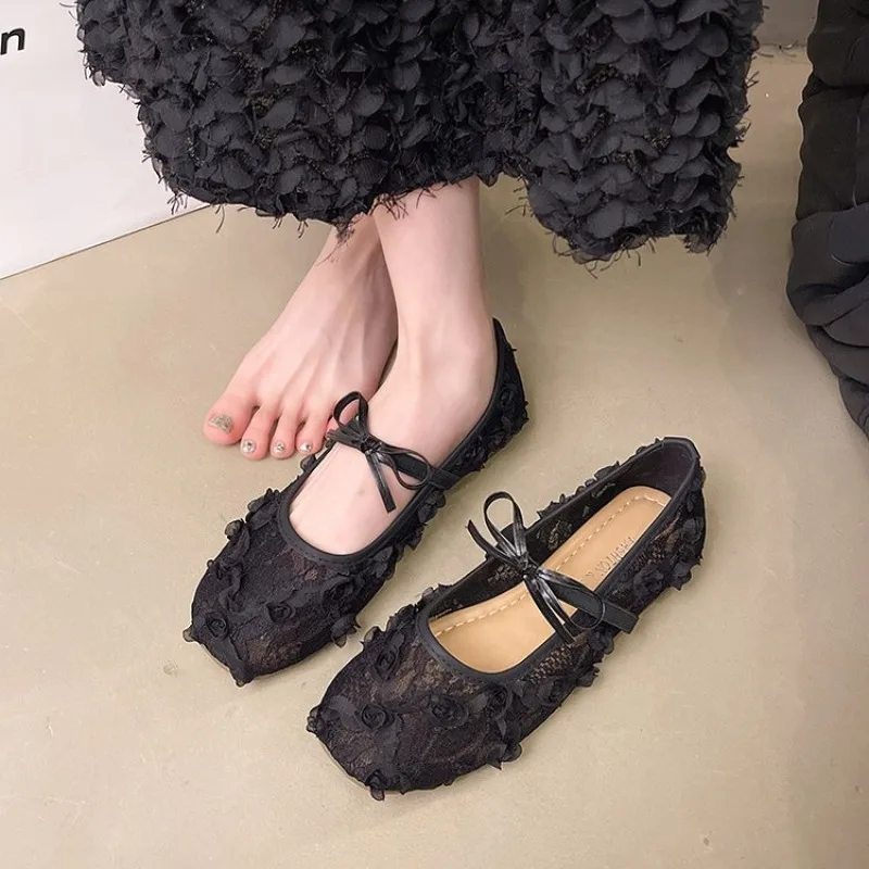 Sapatos Femininos de Renda com Flores para Primavera 2026, Moda, Confortáveis, Estilo de Rua, Sola Macia, Sapatilhas Femininas