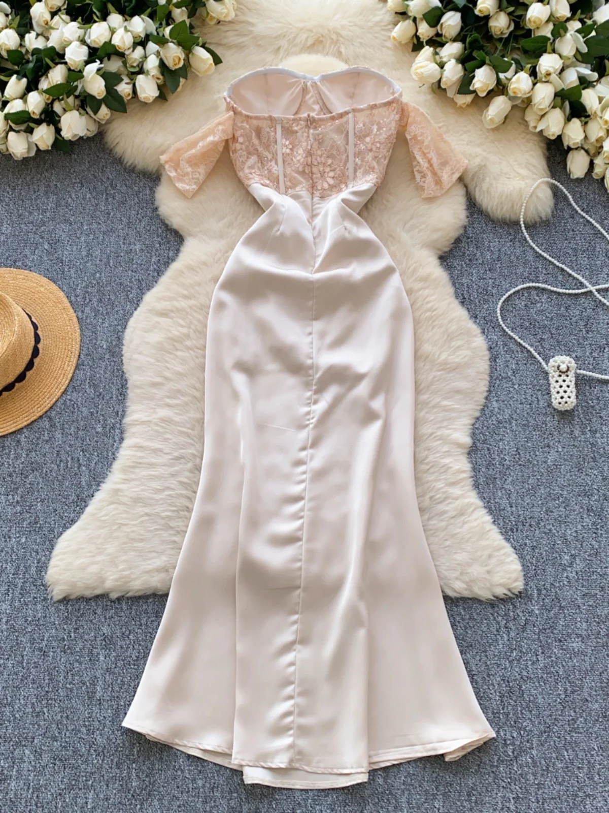 กระโปรงยาวทรงเข้ารูปเอวสูงสไตล์เกาหลี ผ้าซาตินเนื้อนุ่ม ดีไซน์เก๋ไก๋ แบรนด์ Ele High-End รุ่น One-oulder Dr สำหรับผู้หญิง