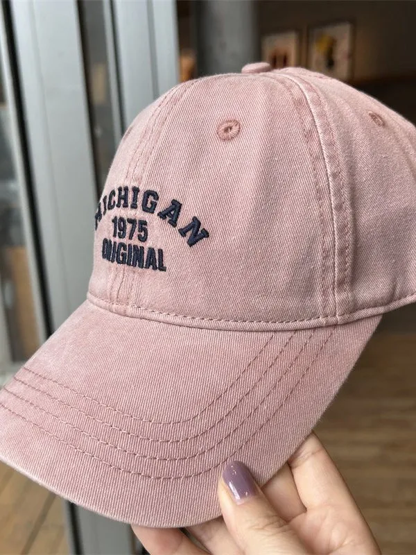 casquette-de-baseball-unisexe-en-coton-doux-style-decontracte-avec-lettres-brodees-en-collaboration-avec-rouje-dsyle-lavable-style-bec-de-canard